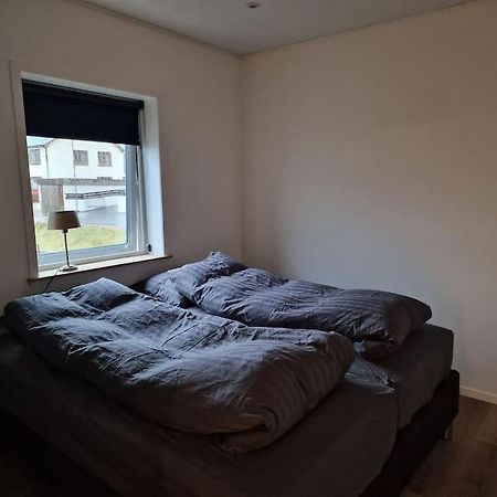 New Flat With Hot Tub - No1 Apartment Oyndarfjordur Luaran gambar