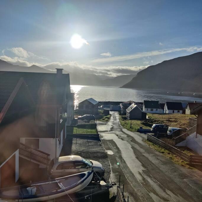New Flat With Hot Tub - No1 Apartment Oyndarfjordur Luaran gambar