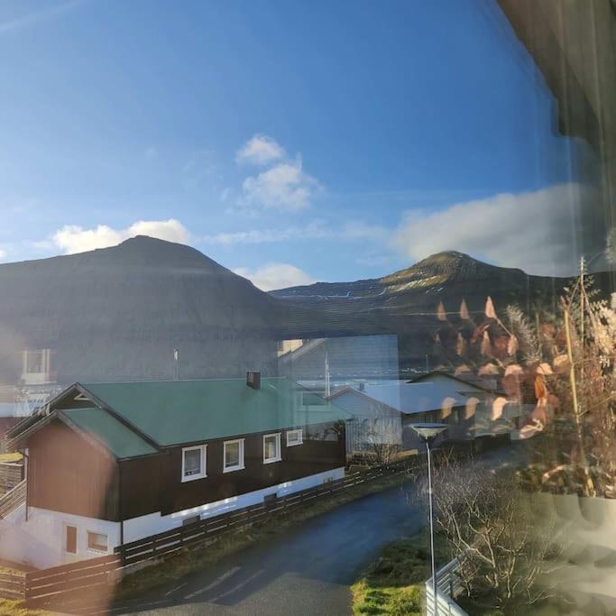 New Flat With Hot Tub - No1 Apartment Oyndarfjordur Luaran gambar